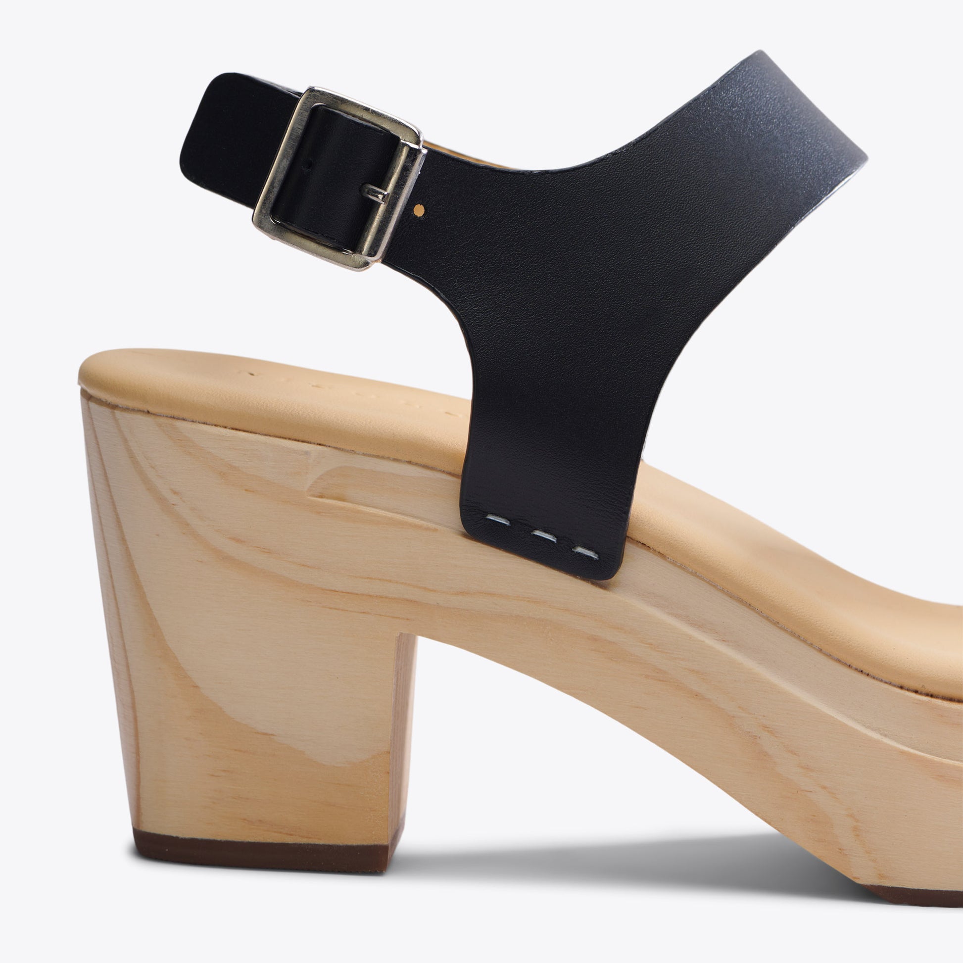 All-Day Open Toe Clog Black