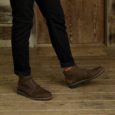 Image 1 of the Daytripper Chukka Boot Waxed Brown on model